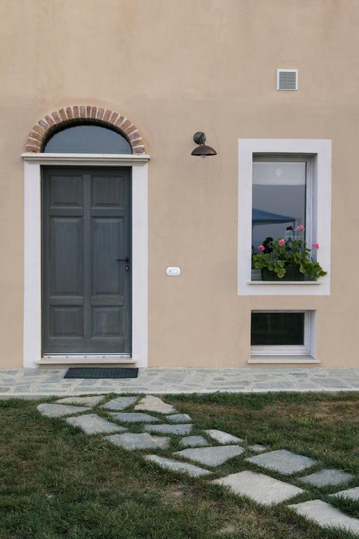 Crealto Villa Alfiano Natta Екстериор снимка